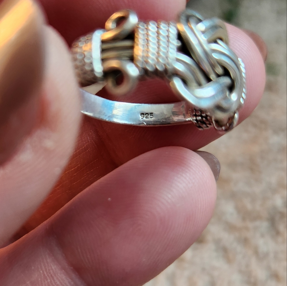 Sterling Silver (925) Celtic Knot Ring - Size 9 - Picture 2 of 3